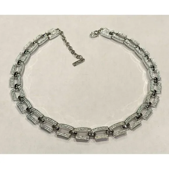 NAPIER VINTAGE SILVER TEXTURED 14-16" RECTANGULAR CHAIN LINK NECKLACE EUC - Picture 7 of 8